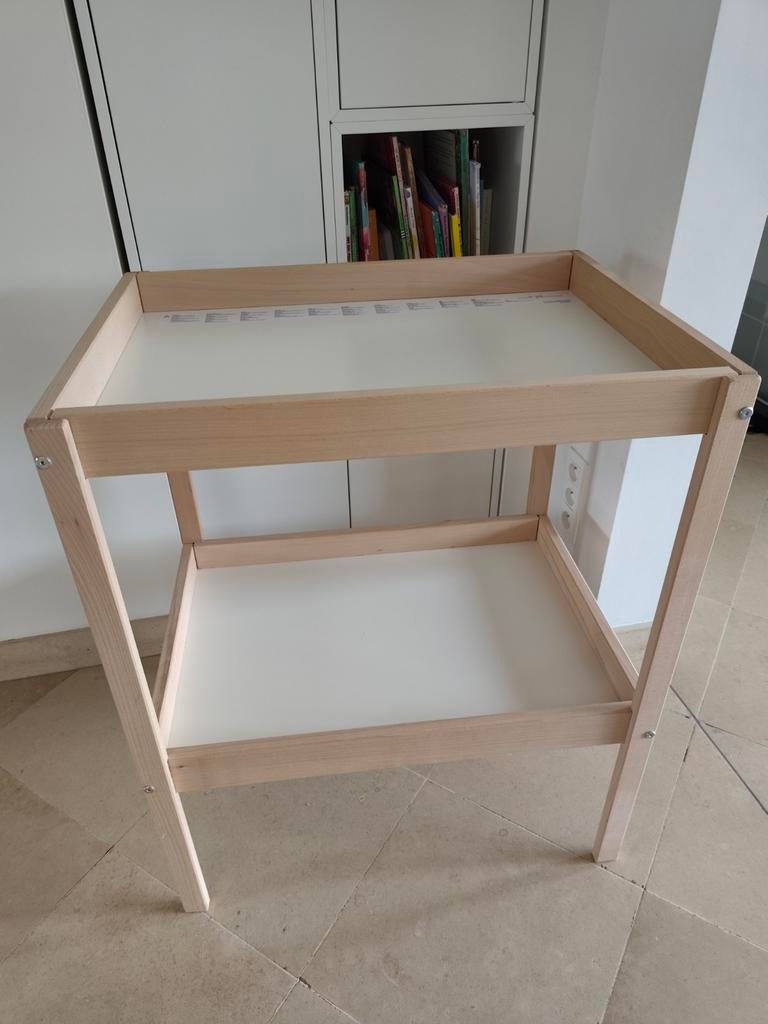 Ikea Sniglar en parfait état, Enlèvement