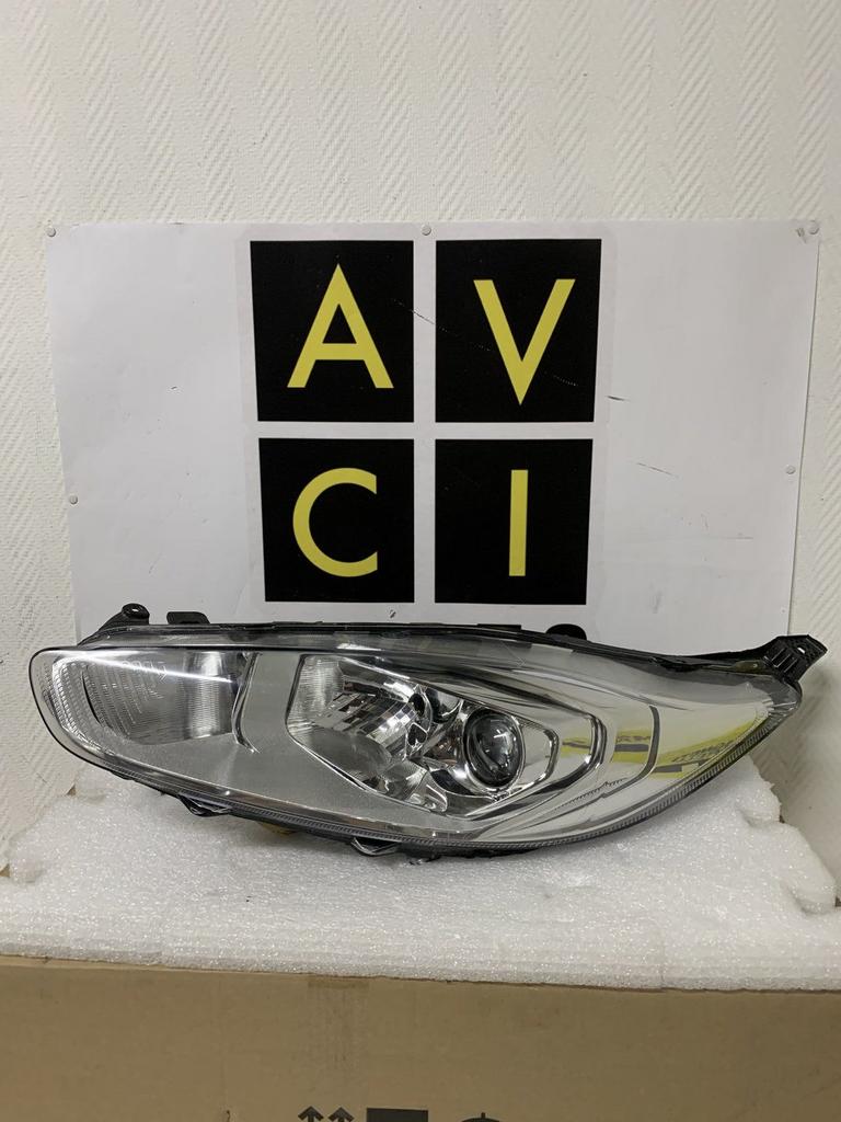 Koplamp Ford Fiesta Mk7 facelift Halogeen links, Auto-onderdelen, Gebruikt, -, -, Ophalen of Verzenden