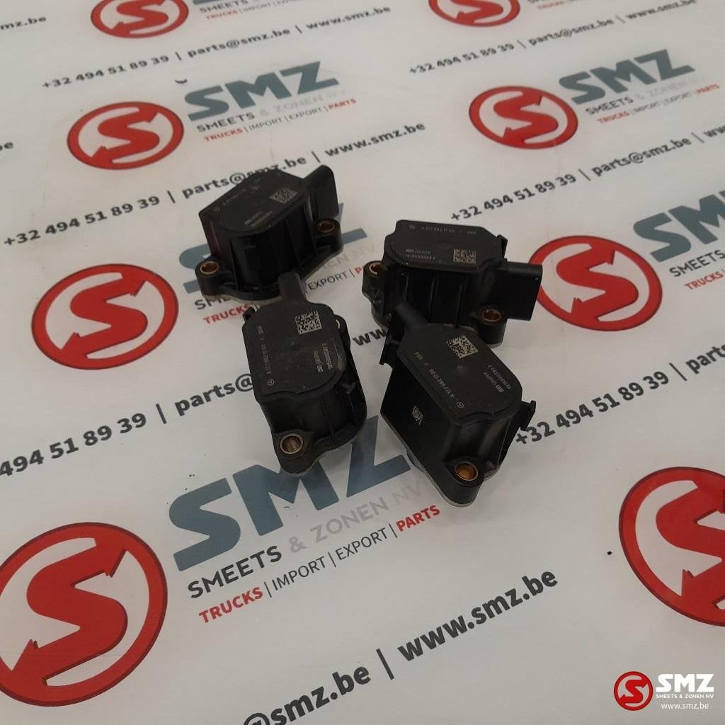 Occ set van 4 magneetventielen AMG C63S Mercedes, Gebruikt
