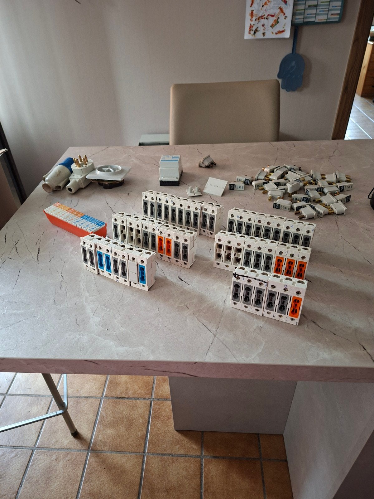 zekeringen, Hobby en Vrije tijd, Modelbouw | Boten en Schepen, Ophalen