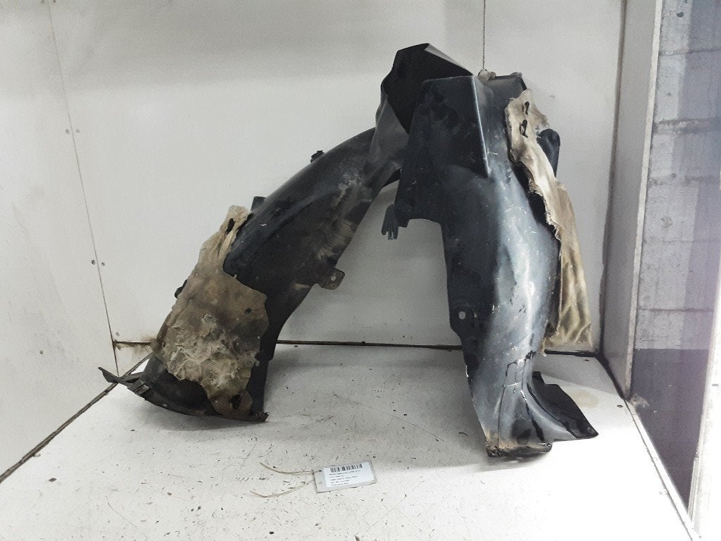 PARE BOUE AVANT DROIT Peugeot 5008 II (M4 / MC / MJ / MR), Garde-boue, Mevr. I. Hauben, Utilisé, Droite