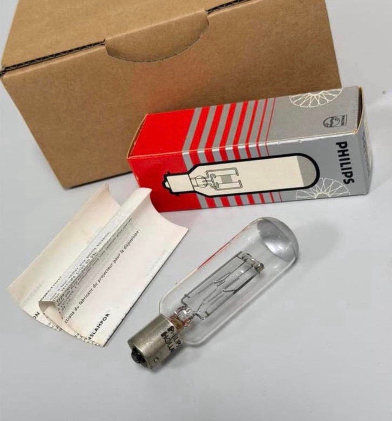 Philips projectorlamp 1314IN B15s 150W 240V NOS gloeilamp, Ophalen of Verzenden, Projector