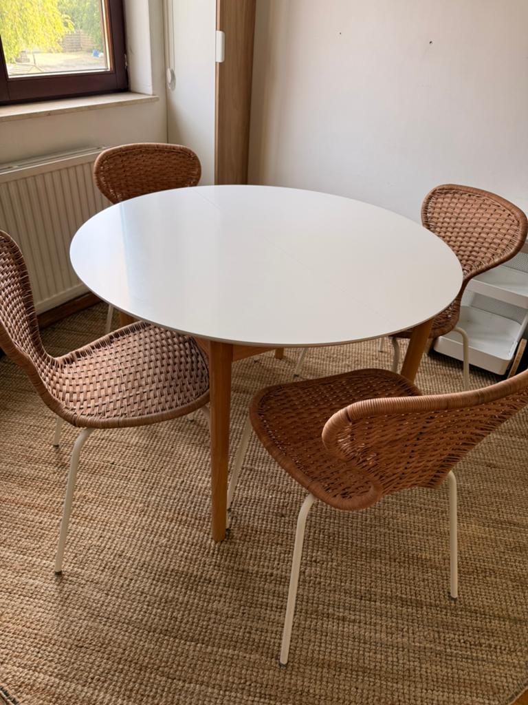 Table a manger +4 chaises, Maison & Meubles, Salles à manger complètes, Enlèvement, Comme neuf