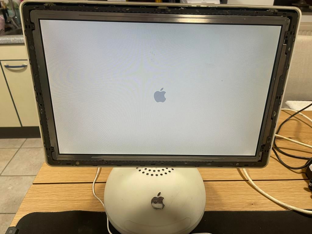 Apple iMac G4 “Tournesol” — Vintage, Computers en Software, Apple Desktops, Gebruikt, iMac, HDD, Minder dan 2 Ghz, Minder dan 4 GB