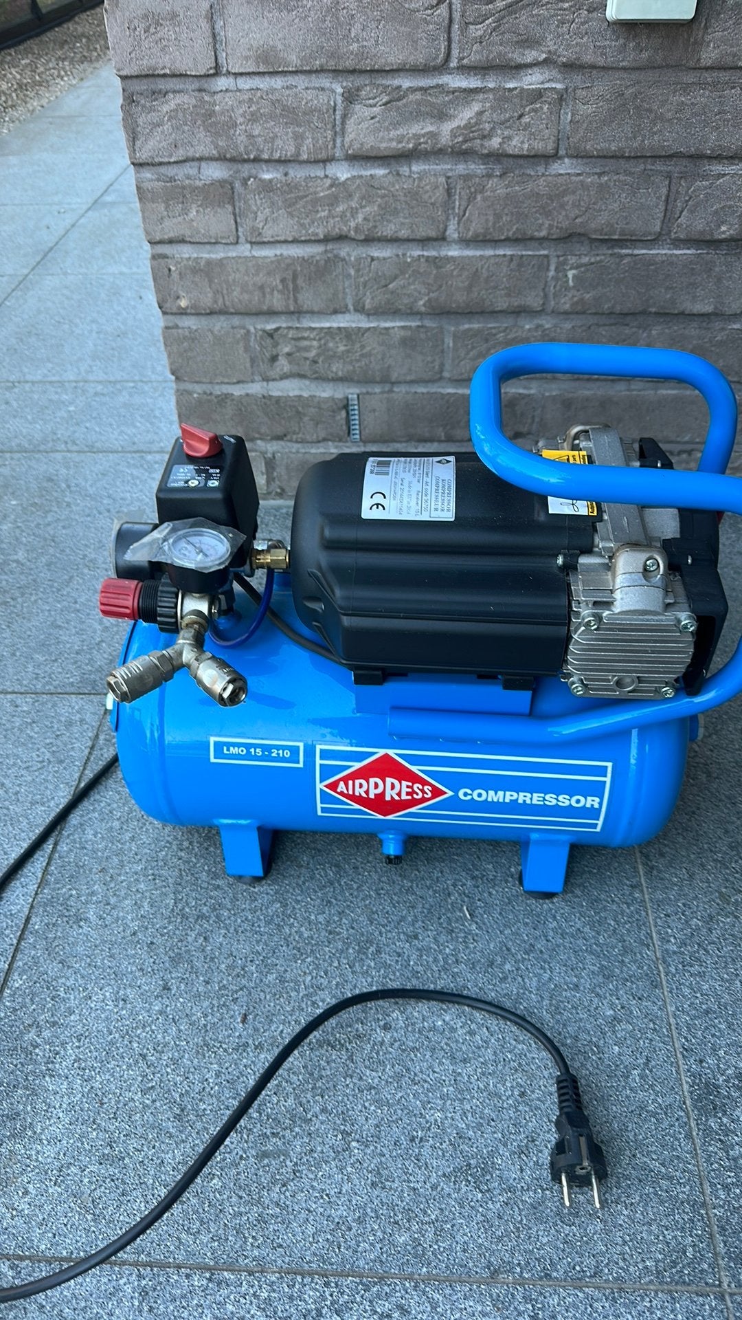 Airpress, Enlèvement, Comme neuf