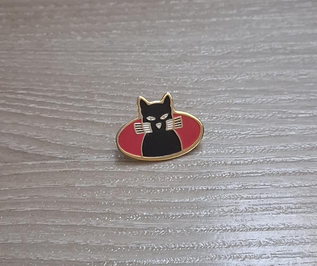 PIN - KAT - POES - CHAT - CAT, Envoi, Utilisé, Animal et Nature, Insigne ou Pin's