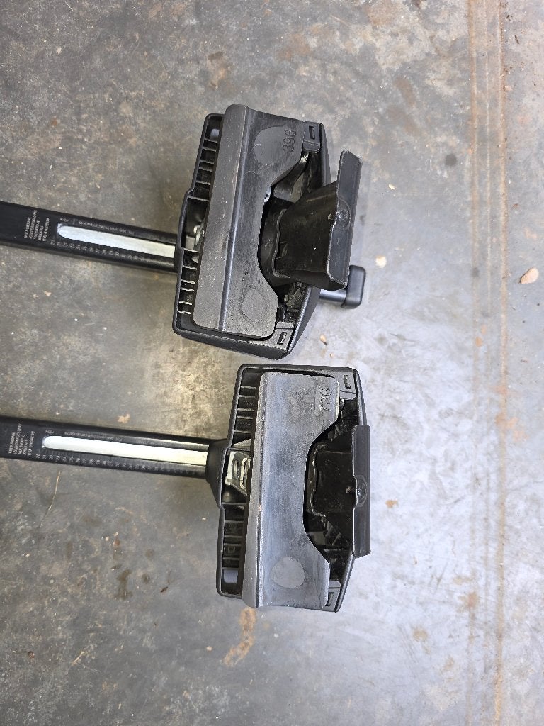 Dakkoffer Thule + dakdragers audi Q3, Ophalen, Zo goed als nieuw
