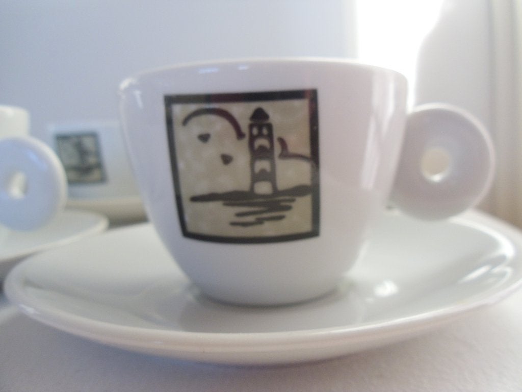 set tassen en ondertassen / vuurtoren / 6 stuks, Enlèvement ou Envoi, Poterie, Comme neuf, Tasse(s) et/ou soucoupe(s)