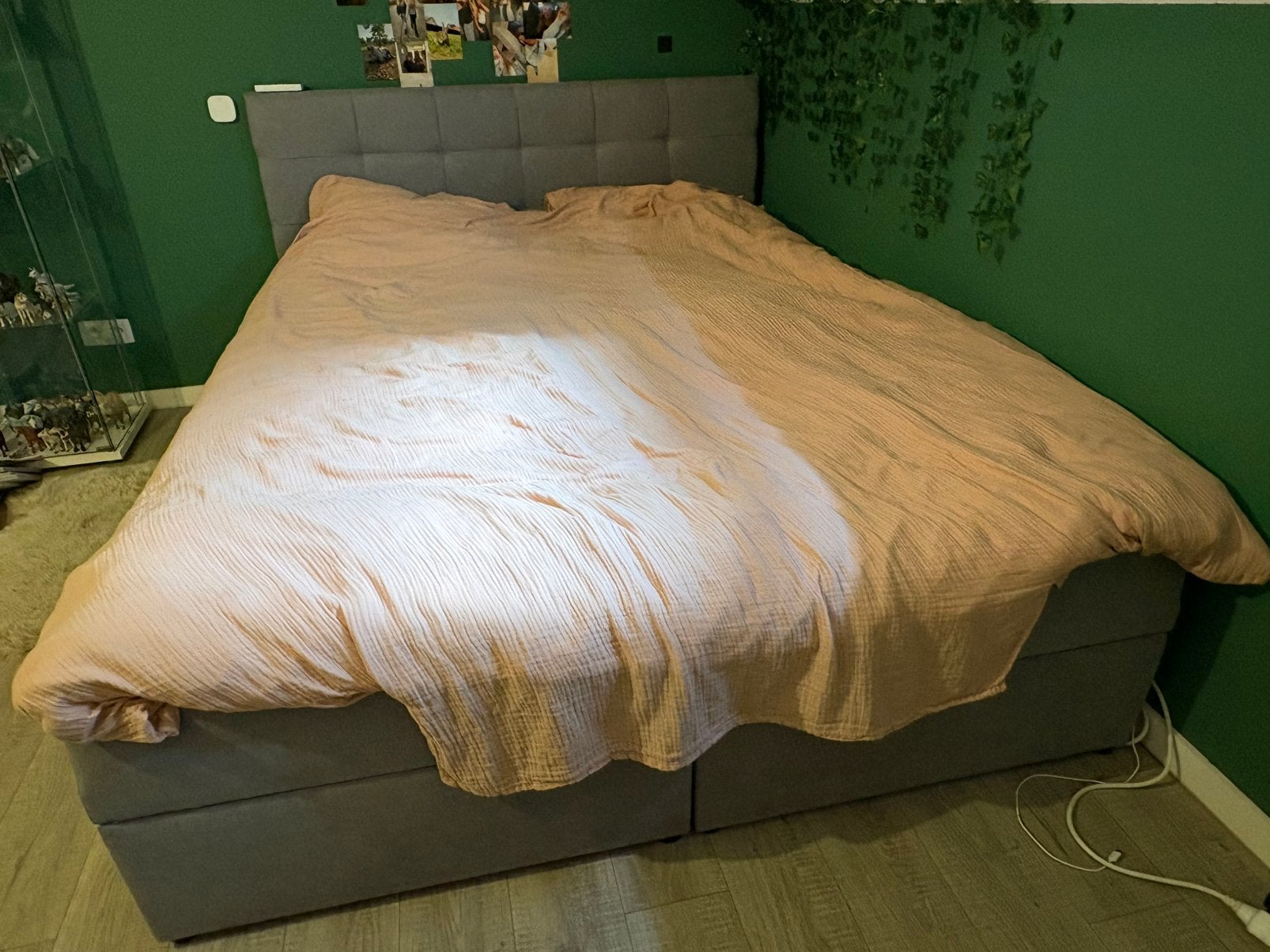 Boxspring + topdekmatras en opbergruimte, Ophalen, Tweepersoons, Zo goed als nieuw, 200 cm
