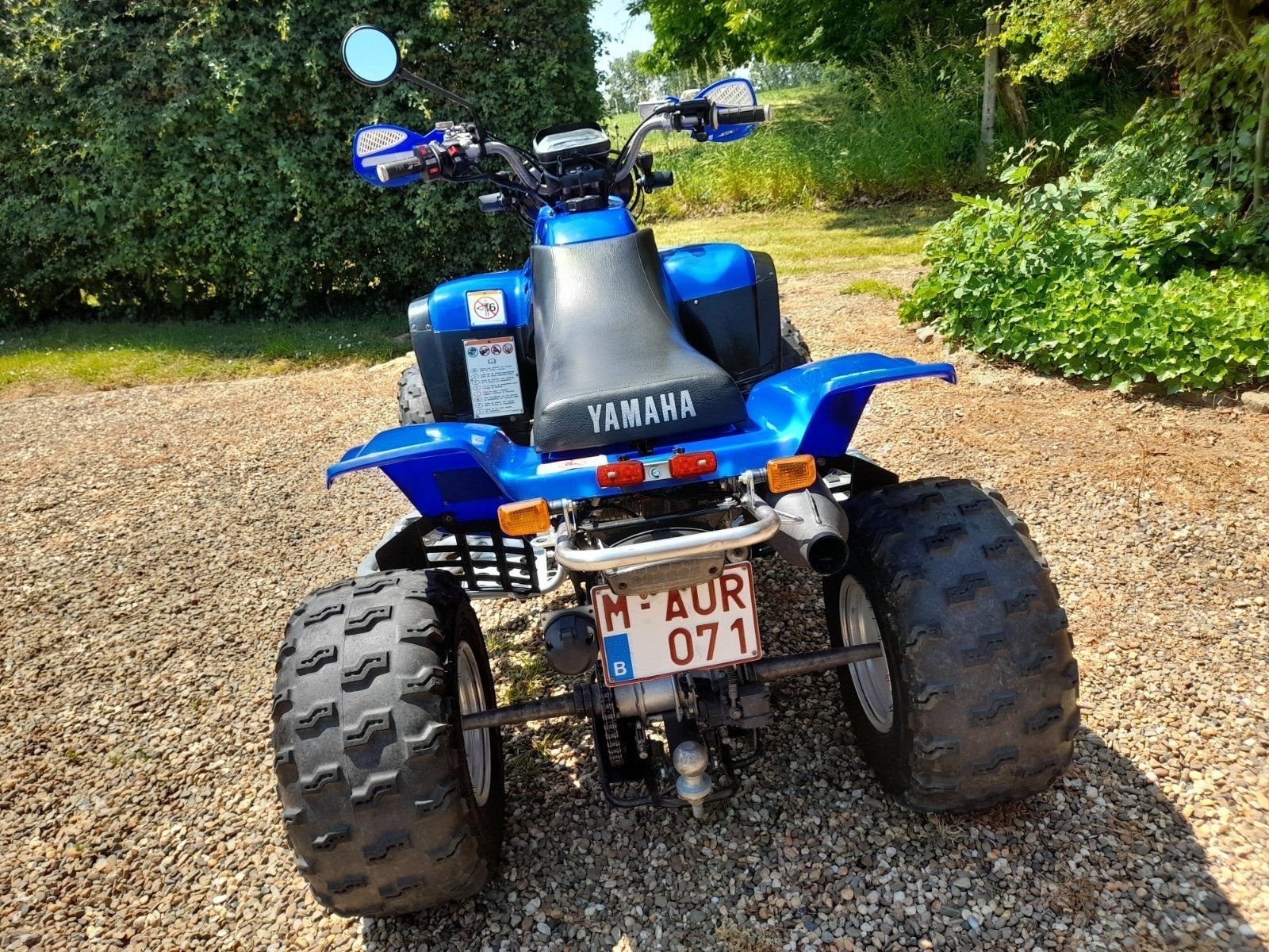 Quad Yamaha Warrior 350 avec kit de pneus inclus, Motos, 350 cm³, 12 à 35 kW, 1 cylindre