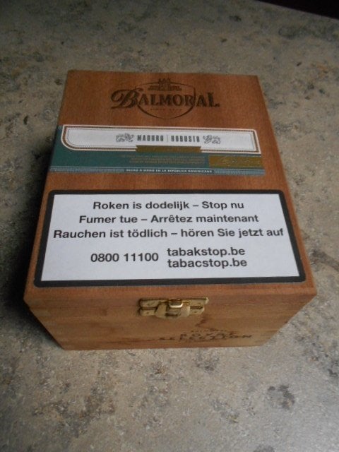 Superbes boîtes à cigares/5€ la boîte/3 pour 10€, Enlèvement ou Envoi, Comme neuf