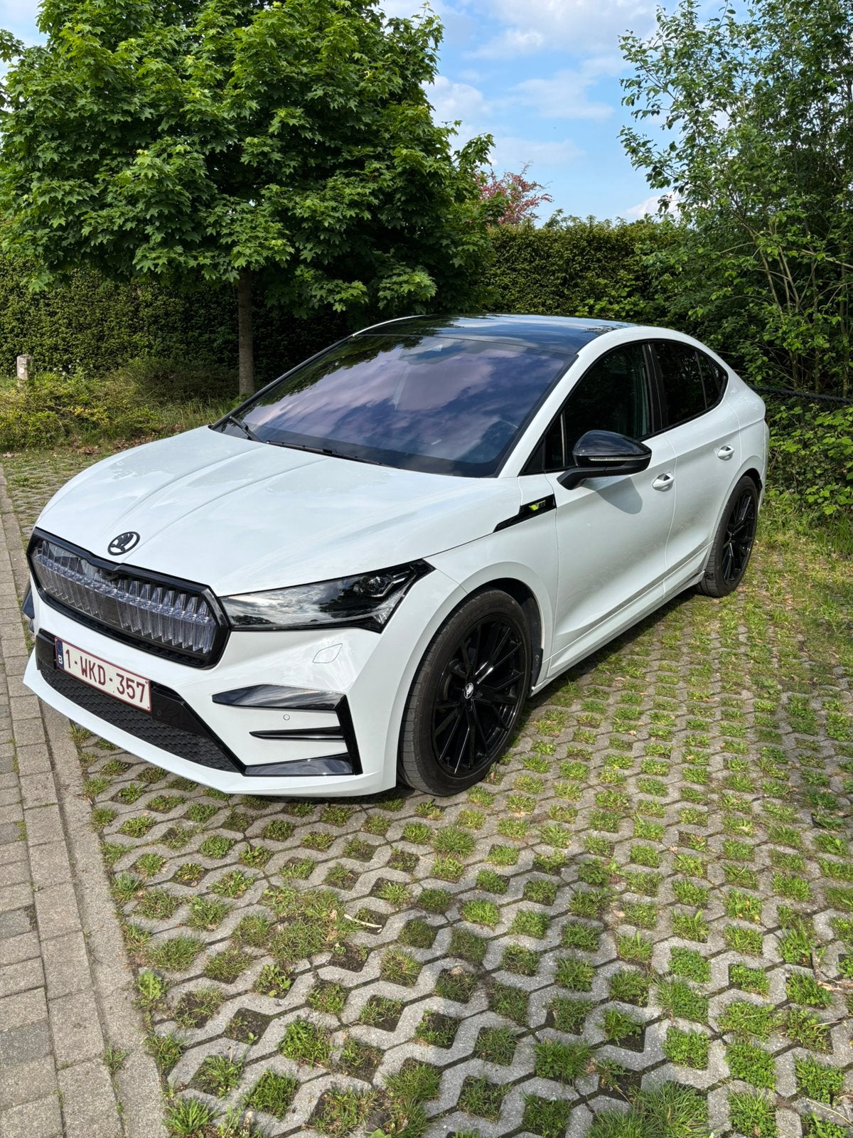 Skoda enyaq coupe (vrs), Auto's, Skoda, Automaat, Zwart, Wit, Leder