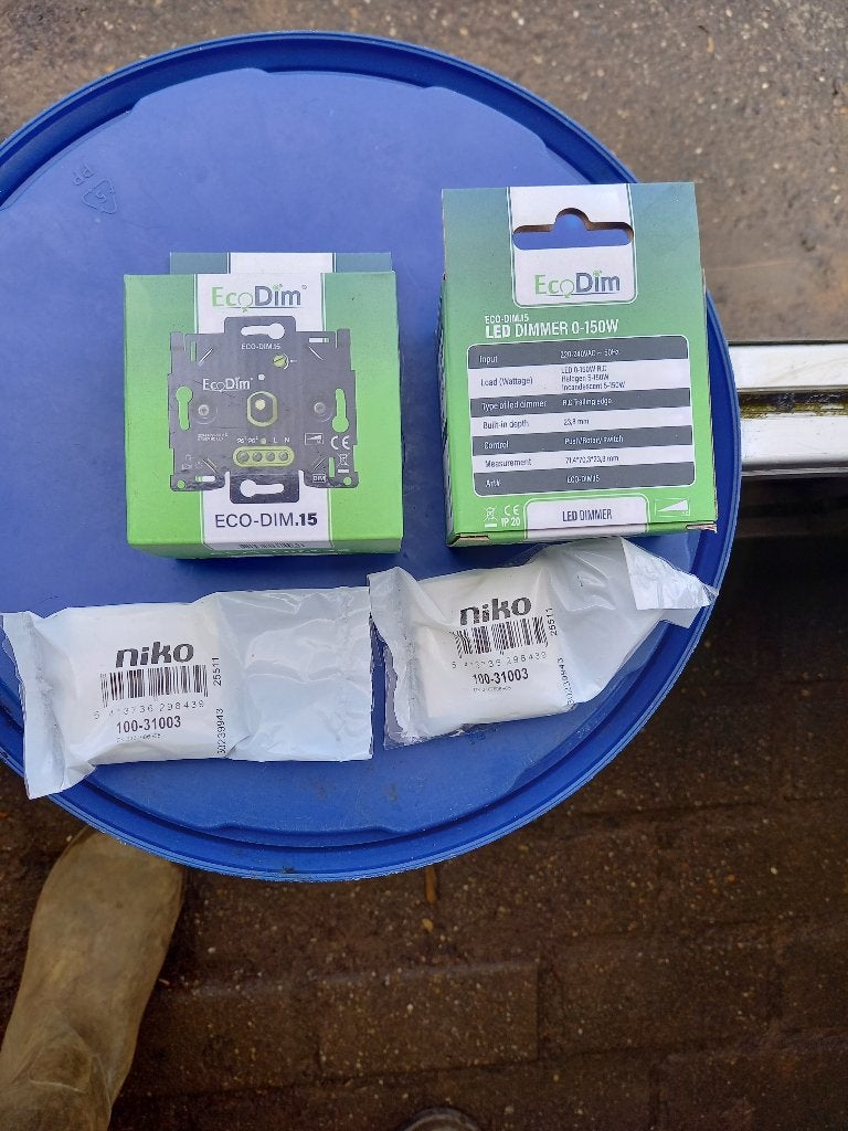 inbouw dimmer schakelaar met niko draaiknop, Ophalen, Dimmer