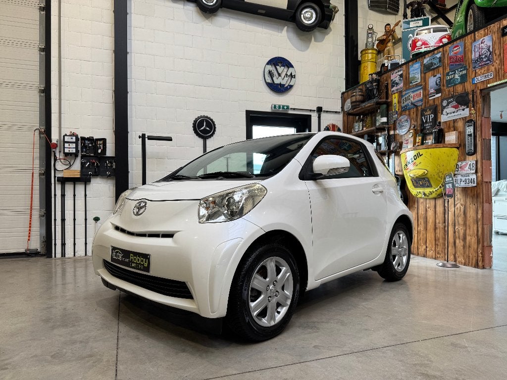 TOYOTA IQ 1.0 BENZINE - 93.000KM - TOPSTAAT - GARANTIE -, Stof, 50 kW, Zwart, Wit