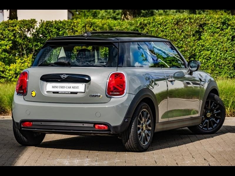 MINI Cooper SE Classic Camden, Auto's, Automaat, Zwart, Emergency brake assist, 184 pk
