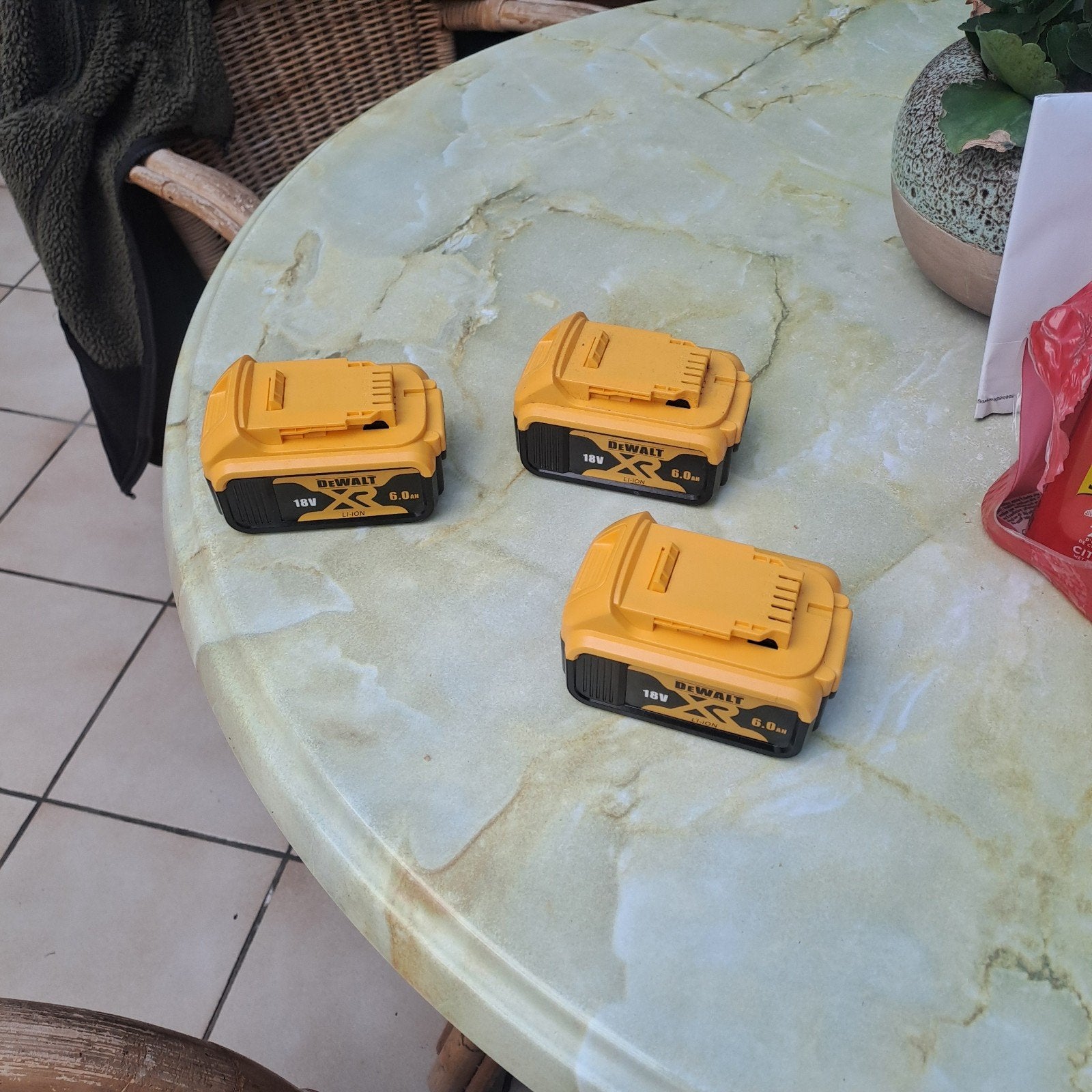 3 dewalt accu, Doe-het-zelf en Bouw, Gereedschap | Boormachines, Ophalen
