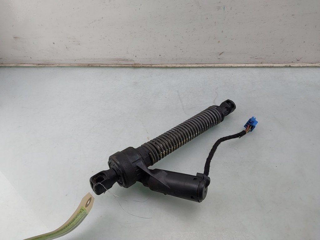 MOTEUR DE HAYON BMW 3 serie (G20) (01-2018/03-2020), Haillon arrière, Utilisé, BMW, Petuelring 130
80809  München, DE