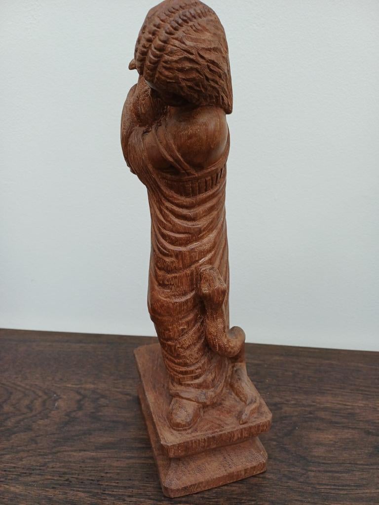 Kind mer duif en slang gesculteerd, Antiek en Kunst, Ophalen, Handgemaakt, Hout, Beeld