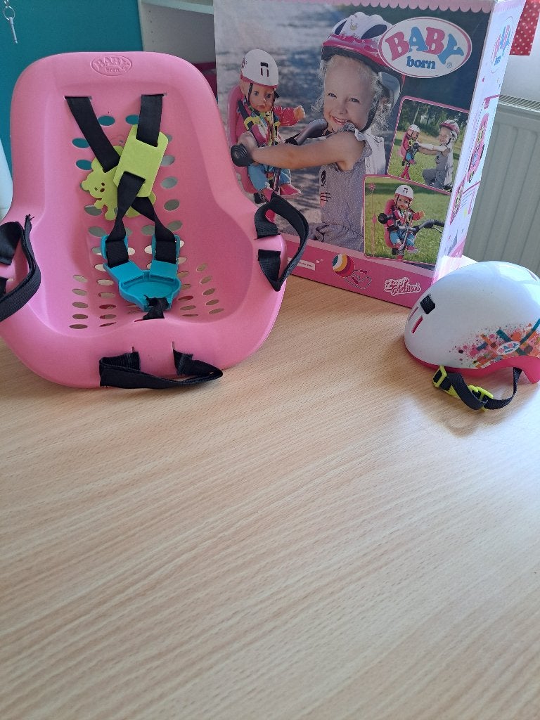 Babyborn fietsstoeltje en helm, Kinderen en Baby's, Speelgoed | Poppen, Ophalen, Gebruikt, Babypop