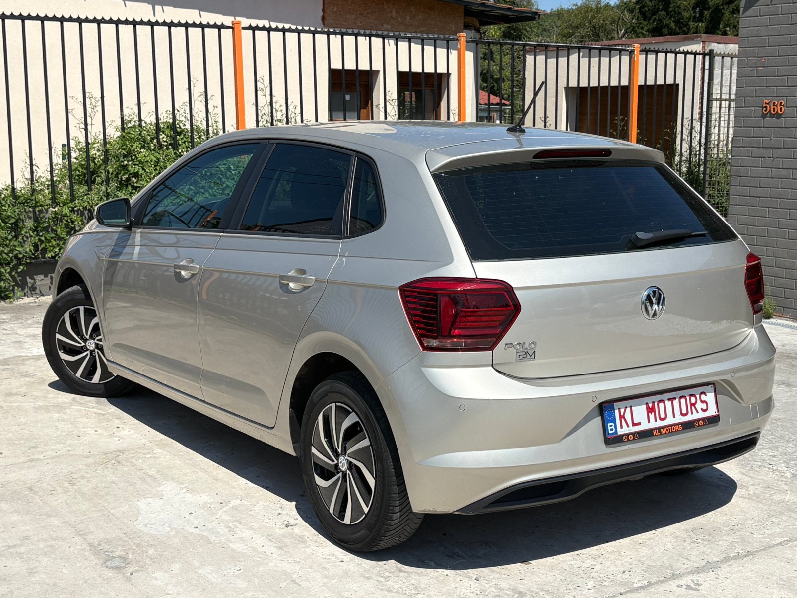 VW POLO 1.0i ESSENCE 110 000KM CARPASS 2018 EURO 6B, Achat, Euro 6, Entreprise, Boîte manuelle