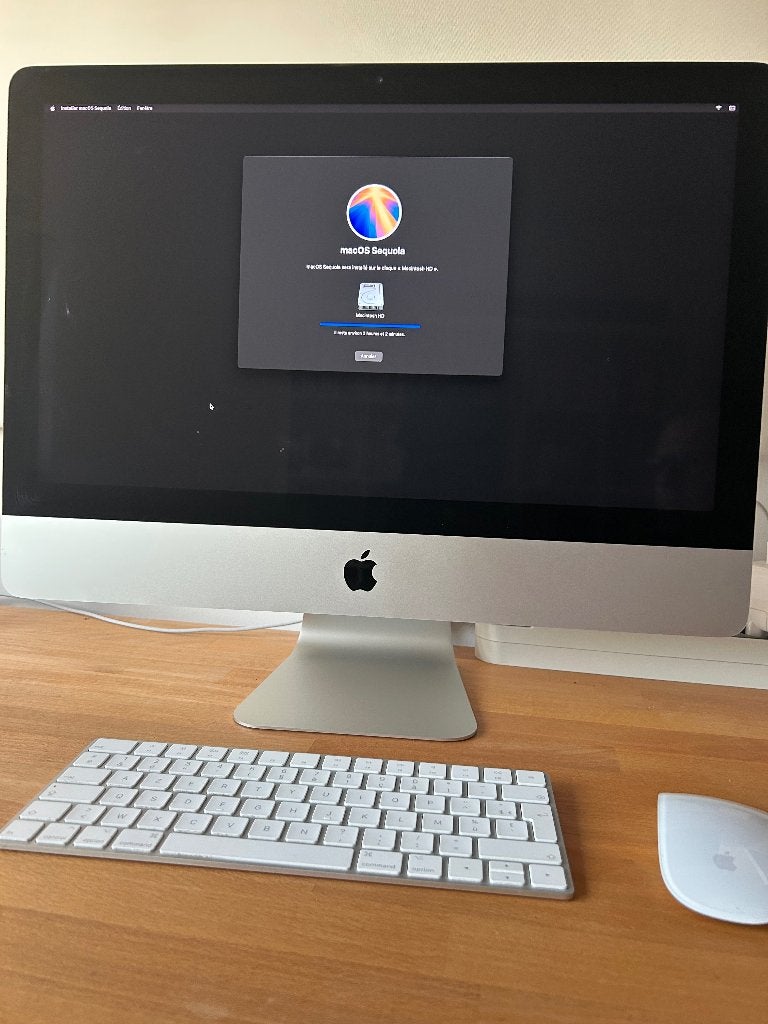 iMac 21,5" Retina 4K – SSD 500 Go, Computers en Software, Apple Desktops, Ophalen, 21,5 pouces, IMac, Zo goed als nieuw