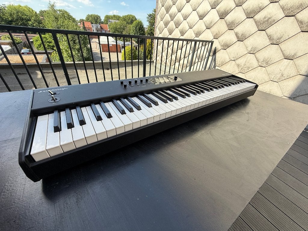 Studiologic SL73 Studio – MIDI Keyboard (Hammer Action), Muziek en Instrumenten, Ophalen, Zwart, Digitaal, Zo goed als nieuw