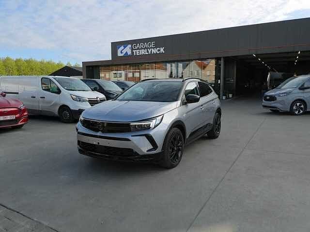 Opel Grandland 1.2 i benzine 130pk GS Line Camera BLIS '24, 94 kW, USB, Bedrijf, https://public.car-pass.be/vhr/90a9ac9d-43f2-40e0-9e9c-4876cb20a18d