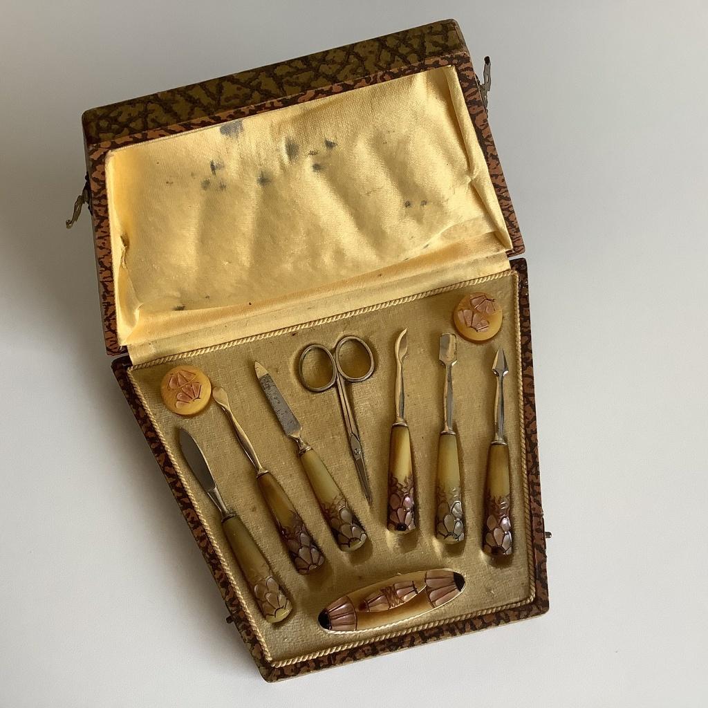 Prachtige antieke art deco celluloid manicureset, Antiek en Kunst, Ophalen of Verzenden