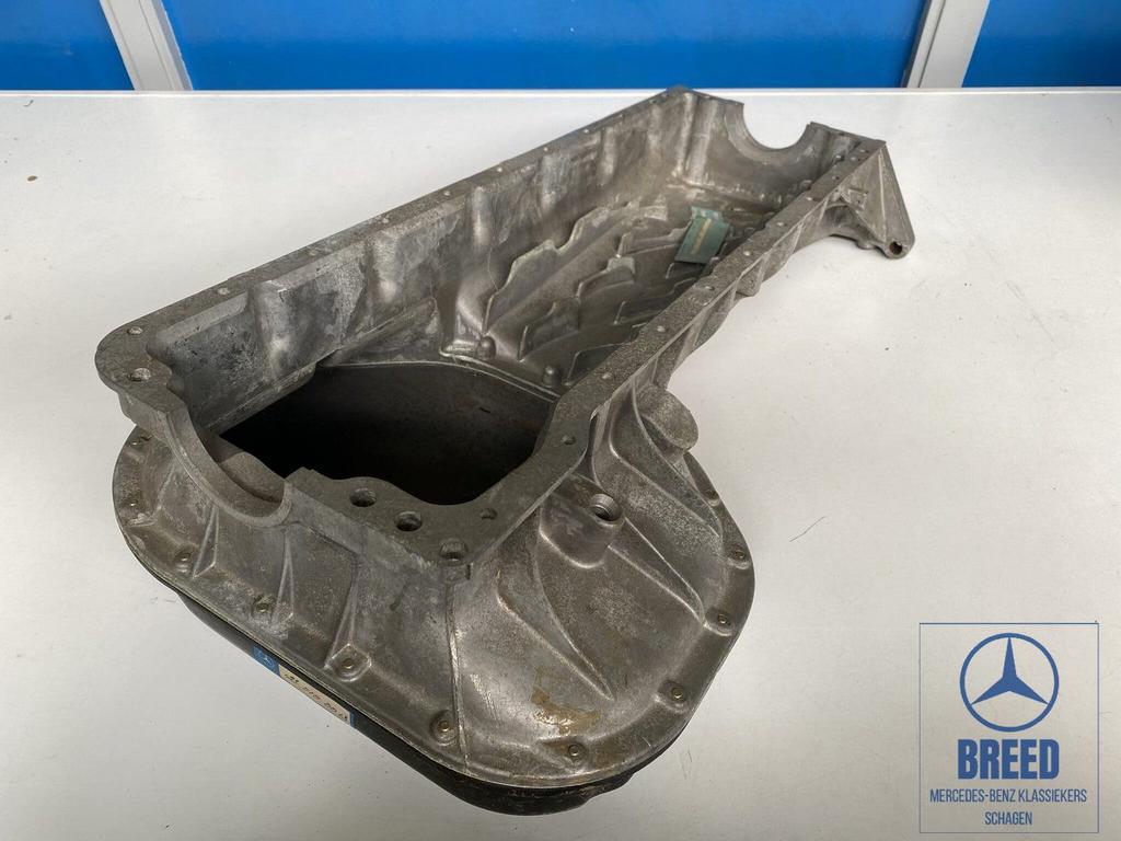 NOS oliecarter voor Mercedes-Benz M123 motor W123 250, -, Nieuw, Ophalen of Verzenden, -
