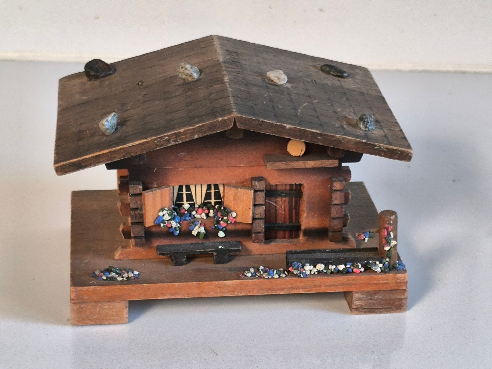 Vintage muziekdoos, Zwitsers chalet, Antiek en Kunst, Curiosa en Brocante, Ophalen of Verzenden