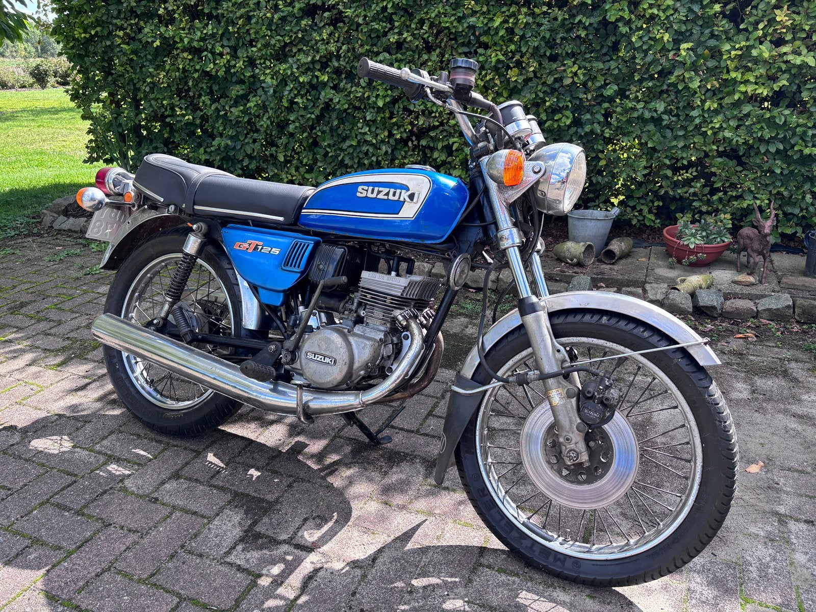 Suzuki Gt125, Motos, 2 cylindres