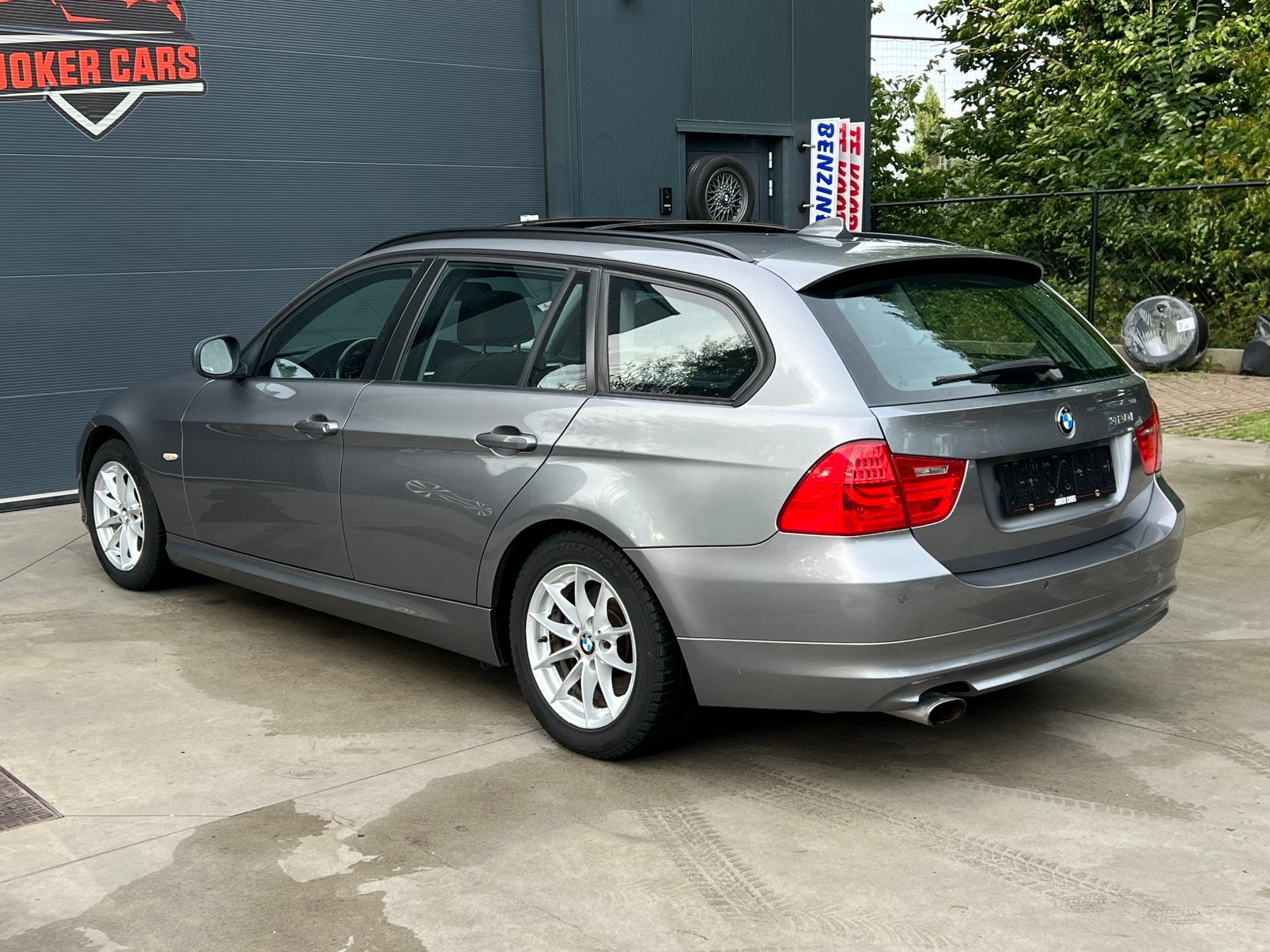 BMW 320i 170PK Xenon Navi PanoDak ZetelVerw., Auto's, Stof, 1995 cc, 4 cilinders, 149 g/km