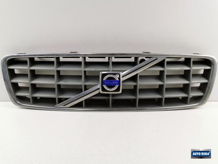 Calandre d'un Volvo XC70, -, 3 mois de garantie, -, -