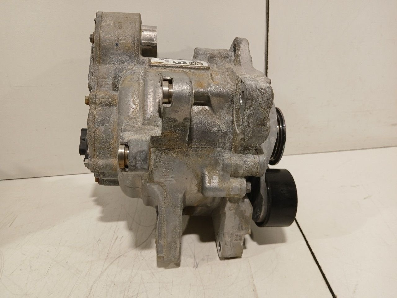 Dynamo Jeep Compass, Autos : Pièces & Accessoires, Moteurs & Accessoires, Jeep, Utilisé, Origine de la pièce connue, 12 mois de garantie
