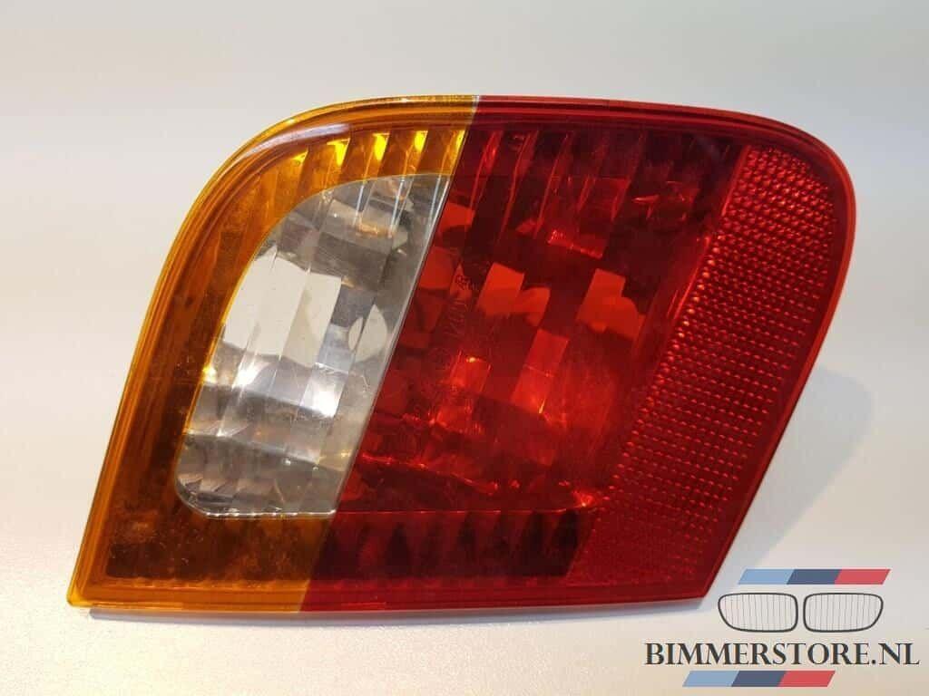 Achterlicht op de klep rechts BMW 3-SERIE E46 SEDAN 63216907, Gebruikt, -, -, Ophalen of Verzenden