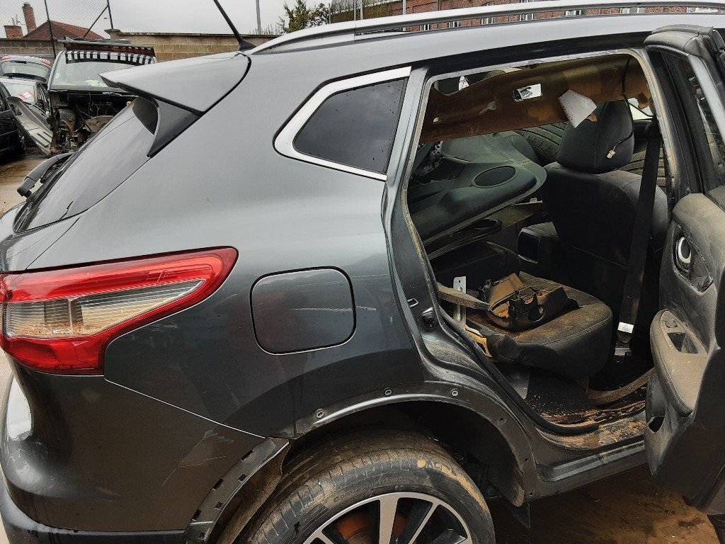AILE ARRIÈRE DROIT Nissan Qashqai (J11) (01-2013/01-2021), Garde-boue, Germany@nissan-services.eu, Arrière, Kronenweg 38
50389  Wesseling, DE