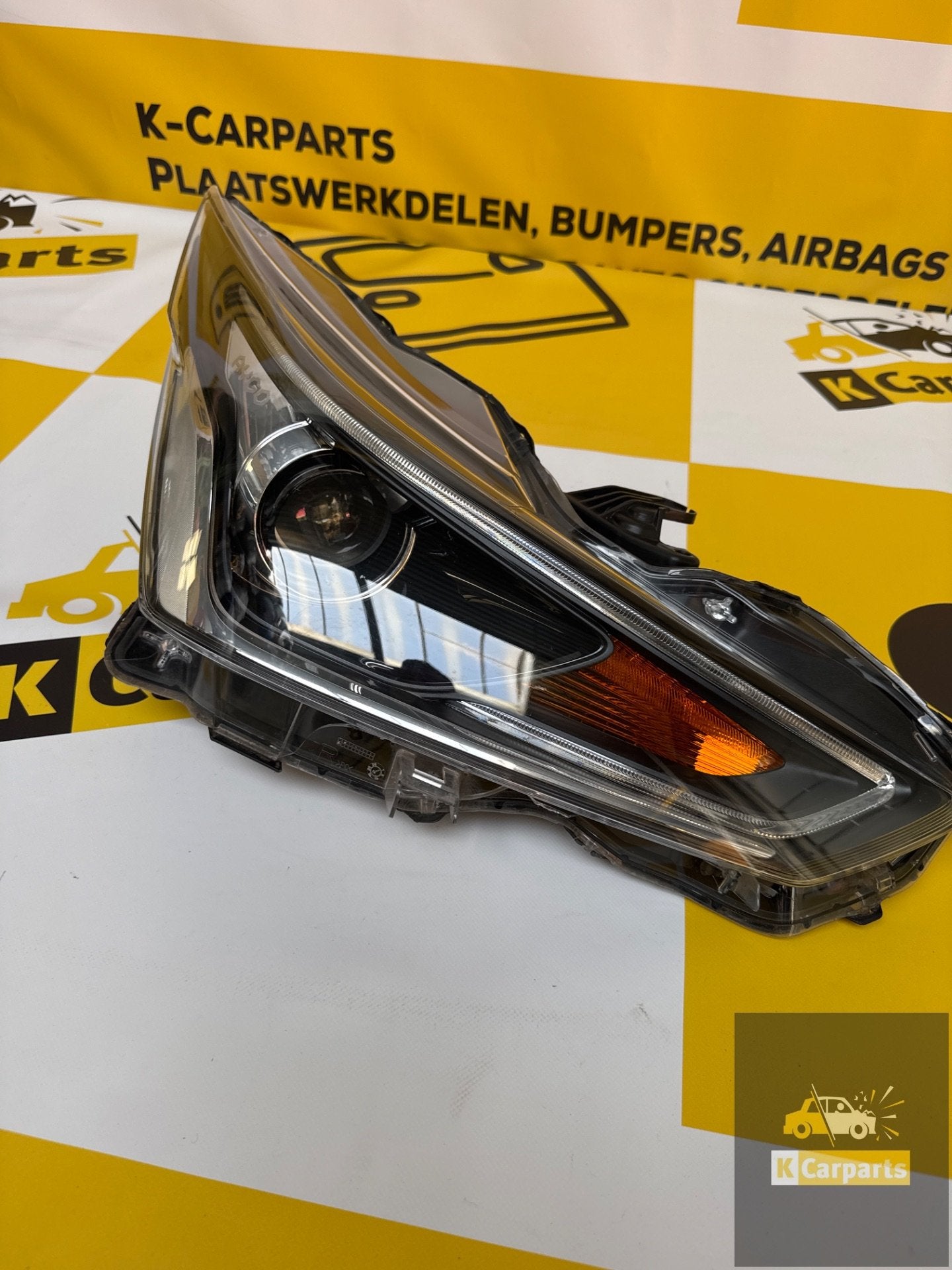 Phare droit Toyota Aygo Facelift 17-2023 original, Info@fabrikant.eu, Fabrikant BV, Fabrikantstraat 1
1000 AA  Amsterdam, NL, Toyota