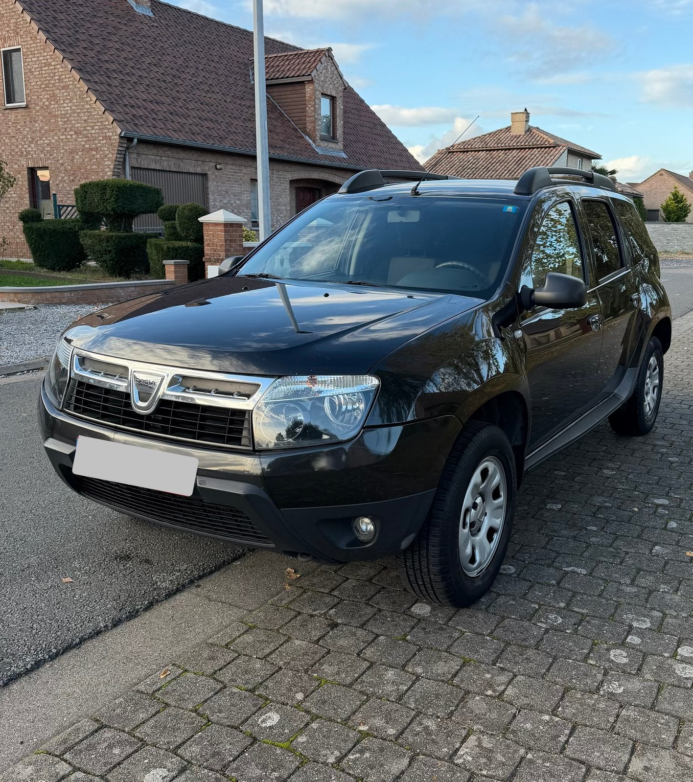 Dacia Duster 1.6i 2013, Autos, Ordinateur de bord, Euro 5, Achat, Duster
