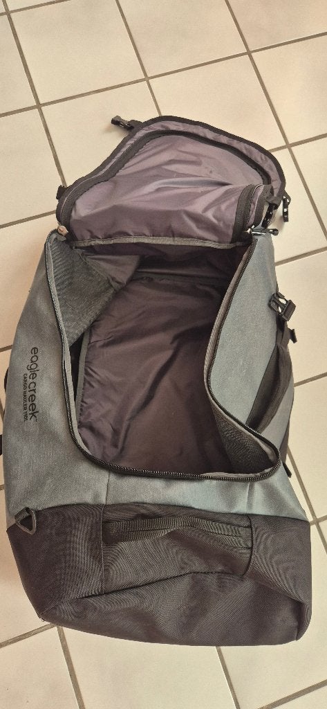 Sac a dos de voyage sûr roulettes, Enlèvement, Comme neuf, Gris, Roulettes