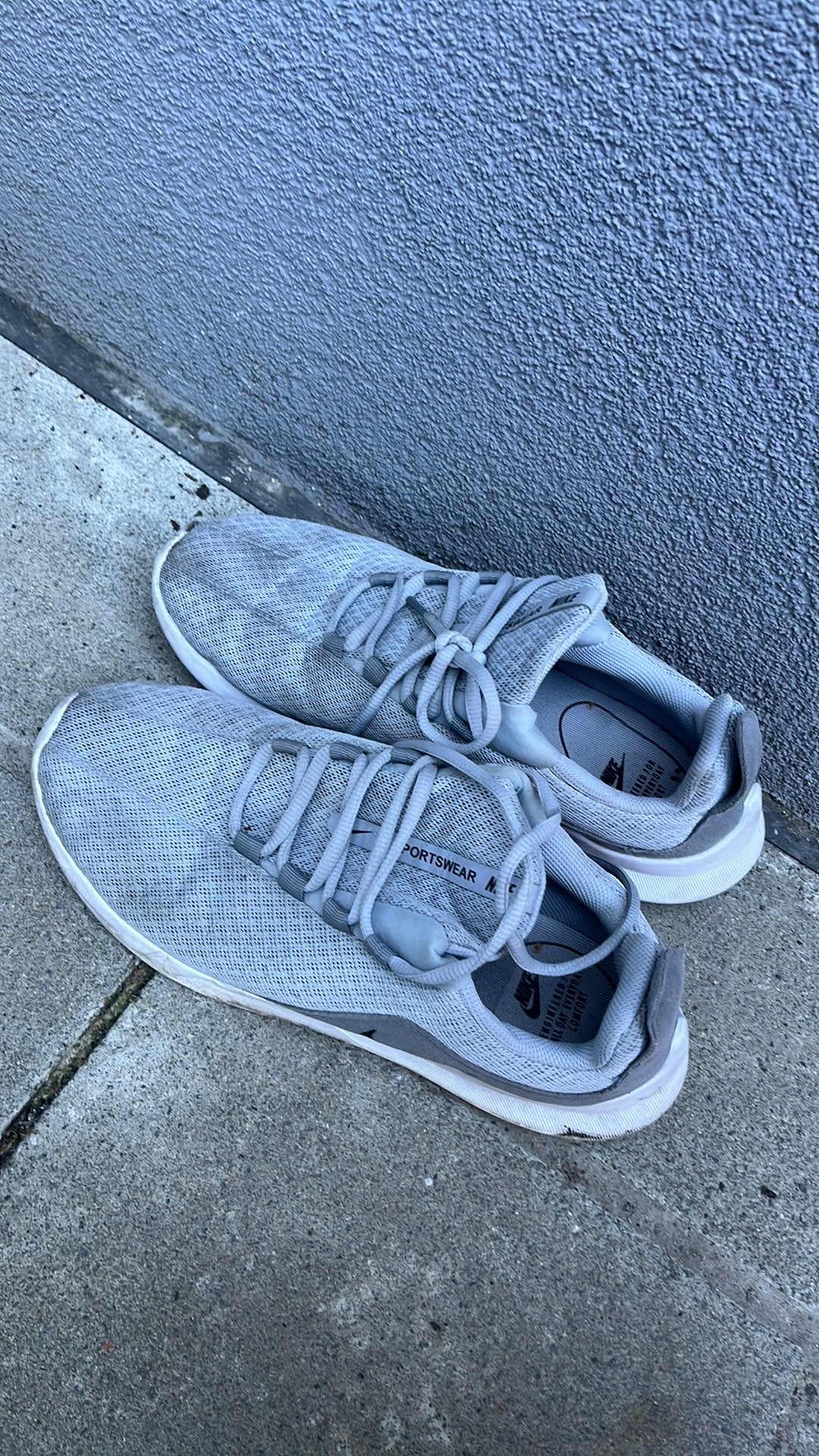 Nike pointure 42,5.   15 €, Enlèvement, Comme neuf