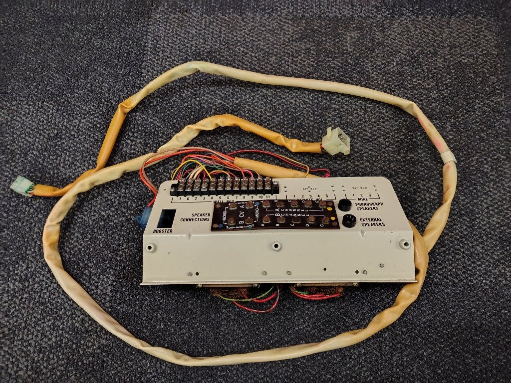 Uitgangs Trafo Speakers Wurlitzer 3860/ Americana (1973), Collections, Envoi, Wurlitzer