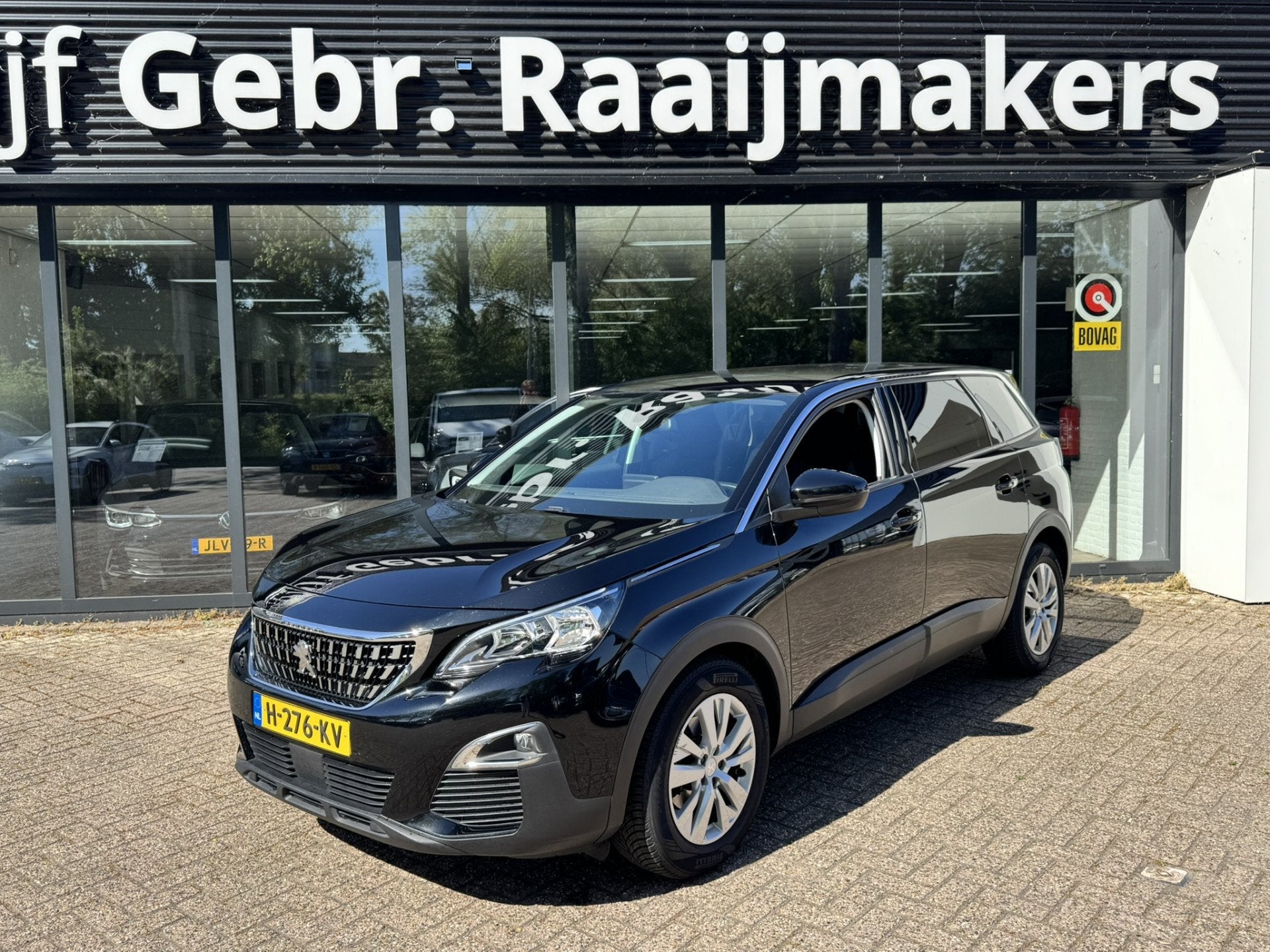 Peugeot 5008 1.2 PureTech Executive*Navigatie*7-Persoons*, 1280 kg, Gebruikt, Euro 6, 1199 cc