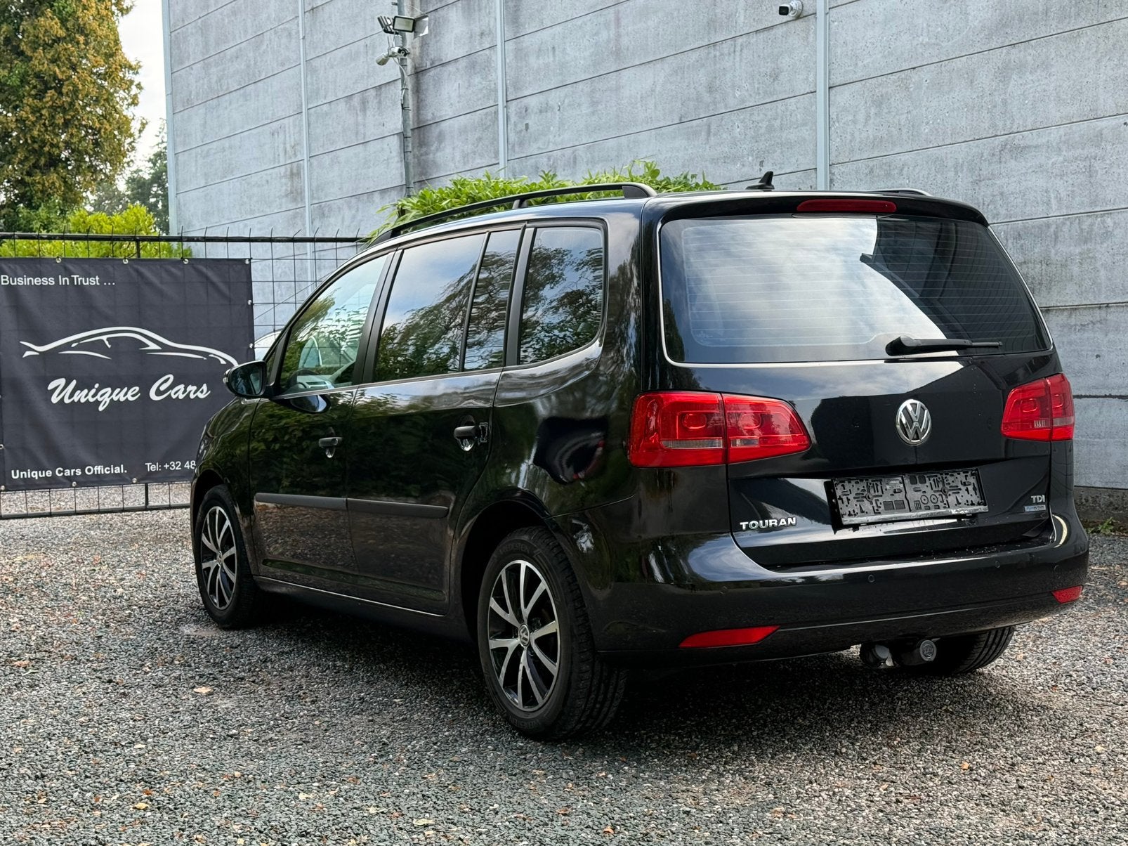 VW Touran 1.6 TDi - 7 zit / 2012 - Euro 5 - Koppeling OK, Auto's, Euro 5, Monovolume, Zwart, Cruise Control