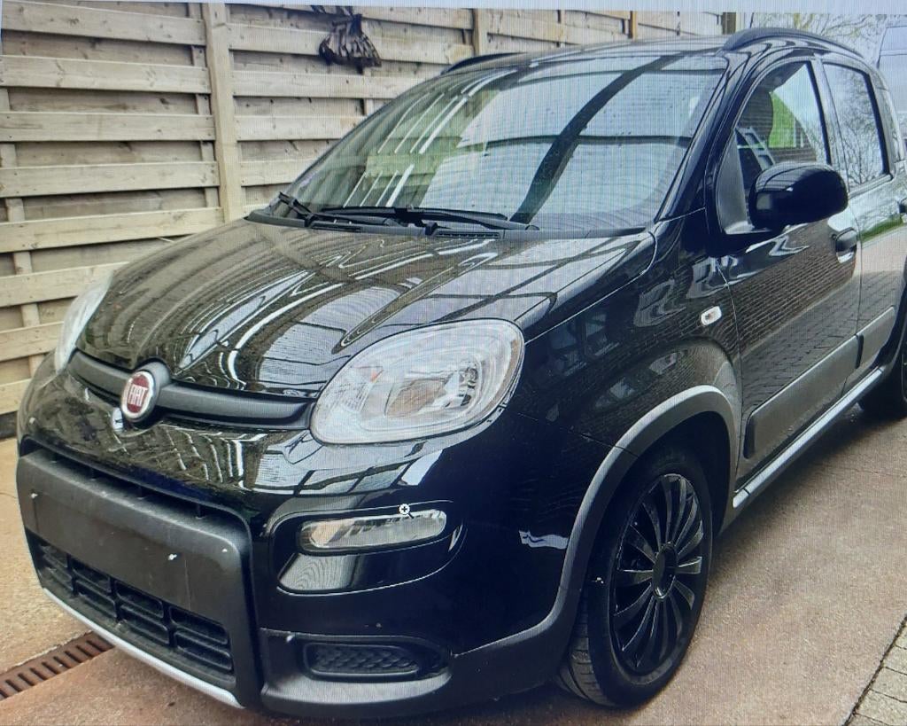 Fiat Panda Elektrisch/Benzine (Hybride) koopje, Auto's, Fiat, Stof, Panda, Zwart, 5 deurs