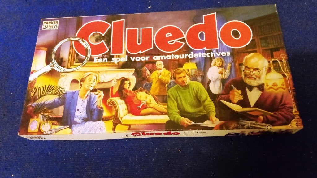 Gezelschapsspel Cluedo en Scrabble, Drie of vier spelers, Ophalen of Verzenden, Gebruikt, Overig