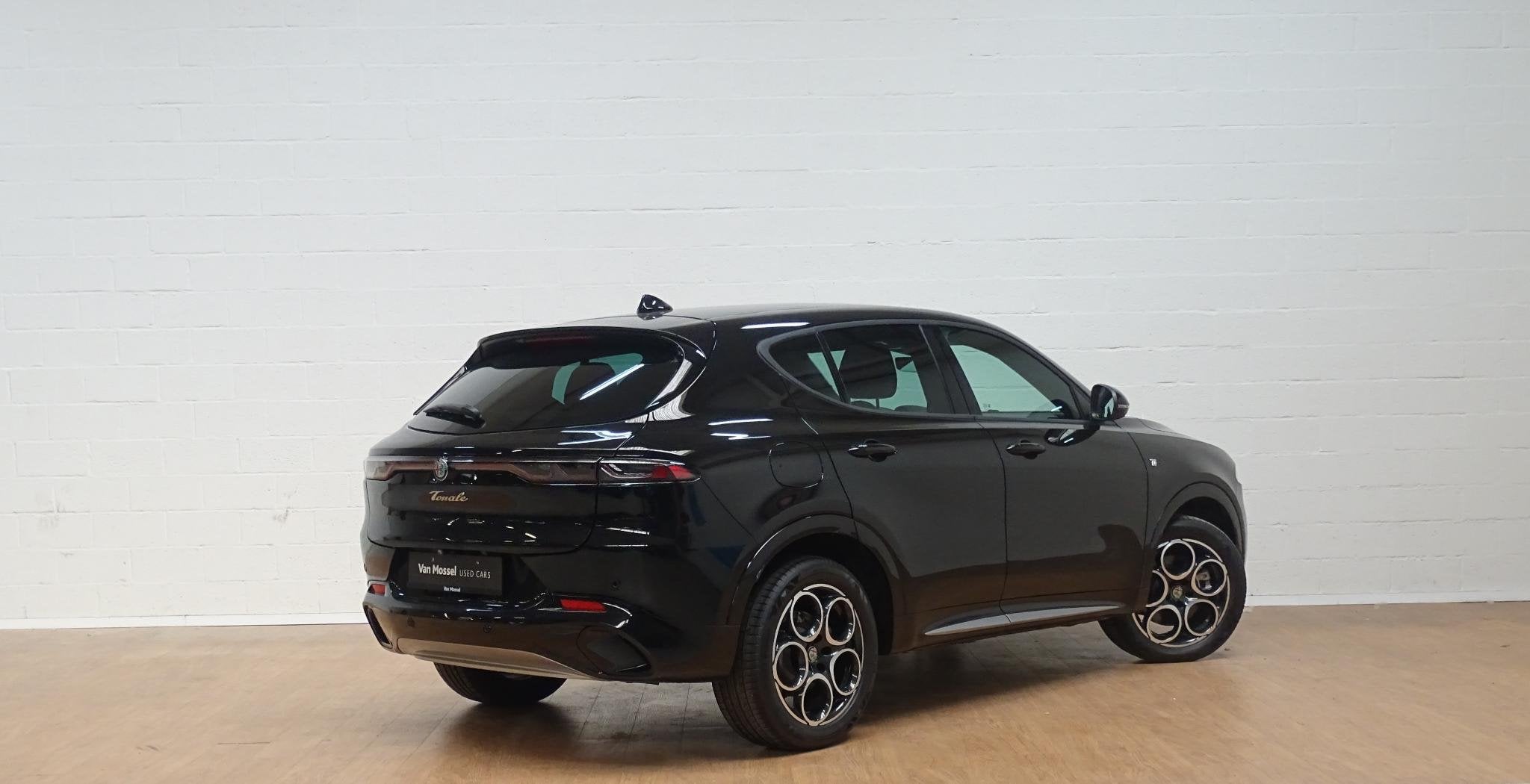 Alfa Romeo Tonale 1.3 T280 PHEV Q4 Ti, Automaat, Stof, 4 cilinders, 16 kWh