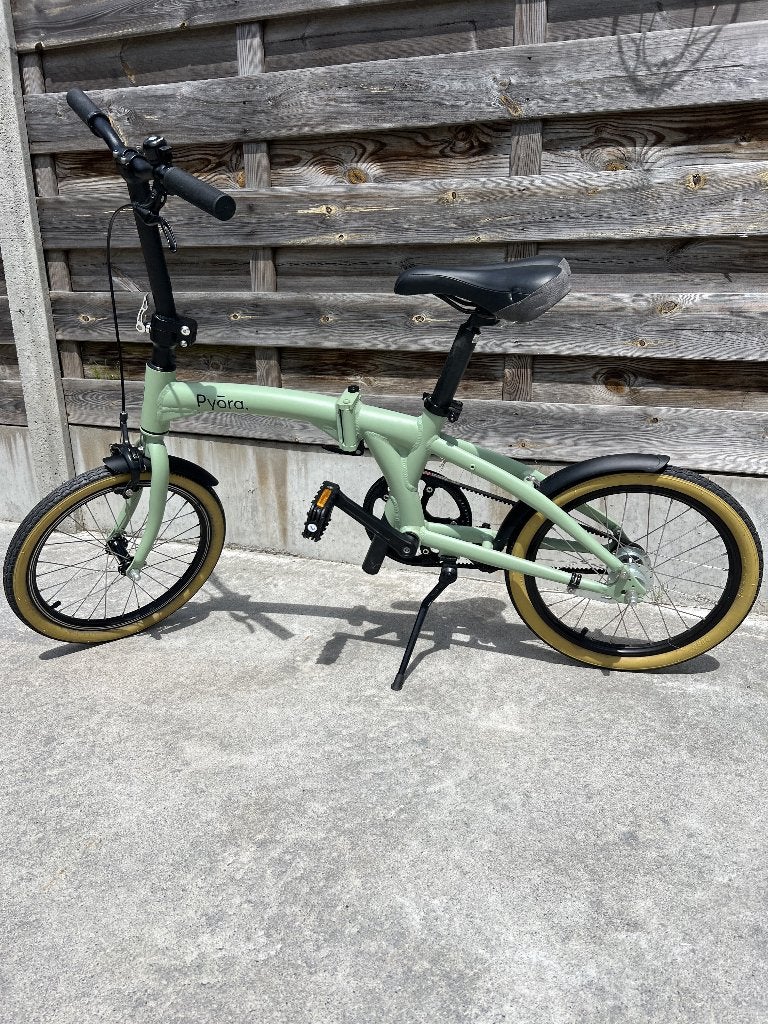 Vélo pliant de la marque Pyora, Autres marques, Vitesses, 16 à 18 pouces, Comme neuf