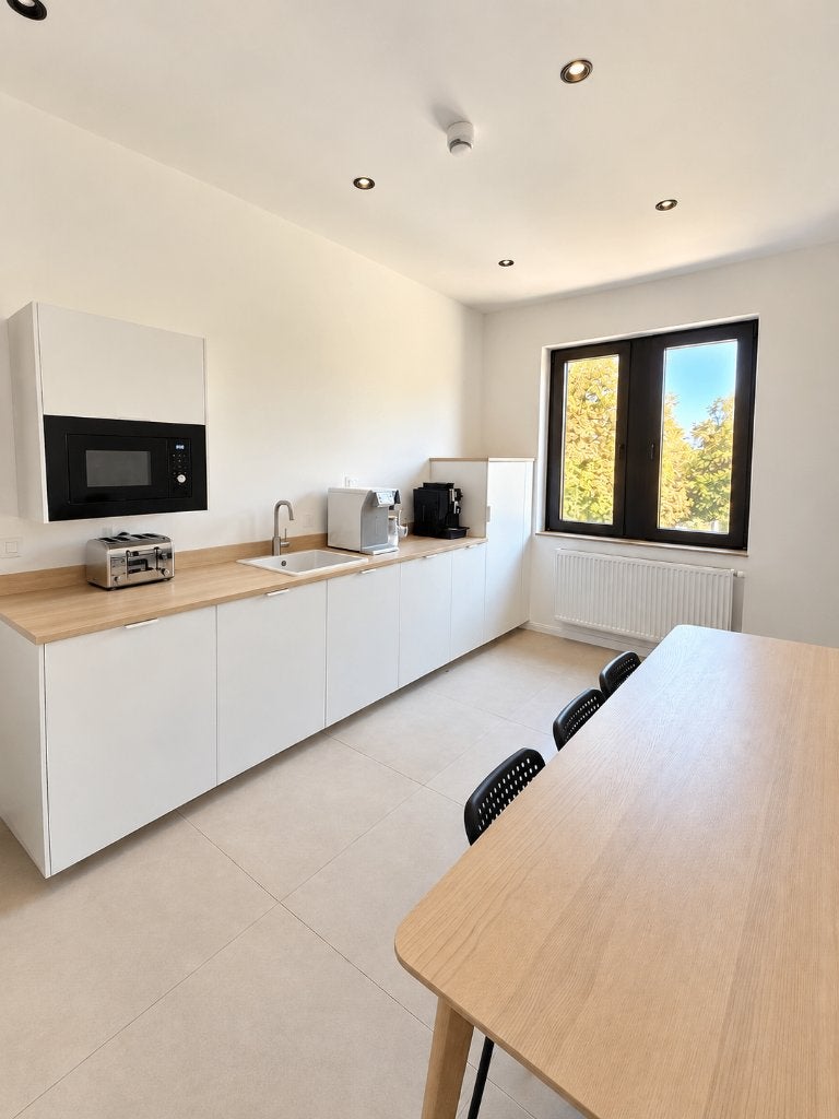 Bureaux à louer - Tournai, 50 m² ou plus, Tournai