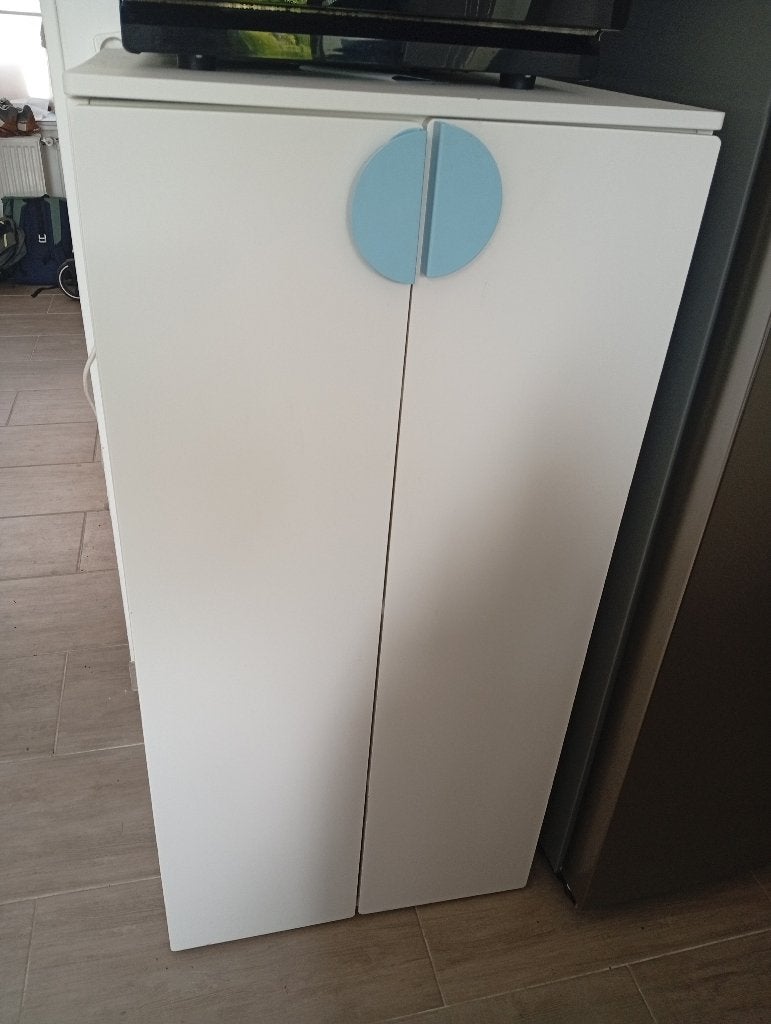 Armoire enfant Ikea, Enfants & Bébés, Chambre d'enfant | Commodes & Armoires, Utilisé, Armoire, 105 cm ou plus, Moins de 75 cm