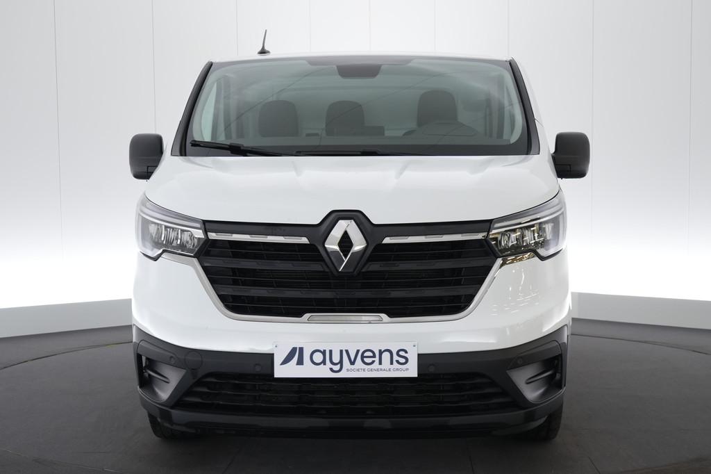 (2DKZ831) RENAULT TRAFIC, Auto's, Voorwielaandrijving, Monovolume, Gebruikt, Euro 6